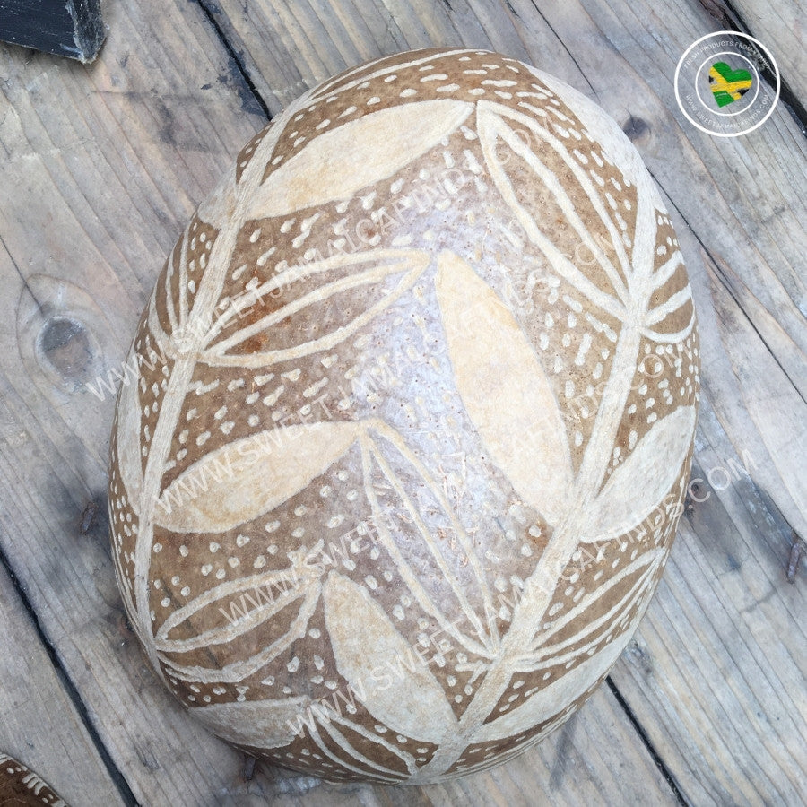 Calabash Bowl Plate, 'Leaf Vine' Design, Natural eco-friendly wooden bowl, Hand Carved