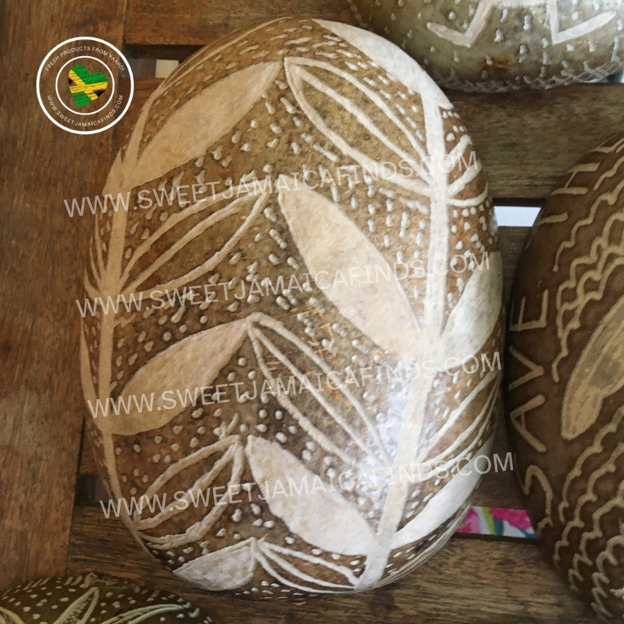 Calabash Bowl Plate, 'Leaf Vine' Design, Natural eco-friendly wooden bowl, Hand Carved